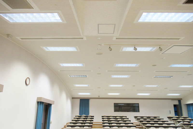 看護学校 講堂LED照明工事